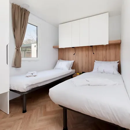 Campsite Mobile Homes Casapini In Fkk Solaris 2*