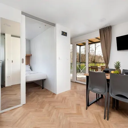 Mobile Homes Casapini In Fkk Solaris キャンプ場 2*